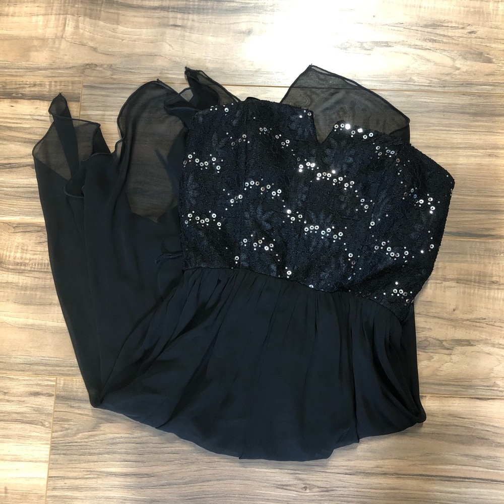 Strapless Black Flow Skirt Dress